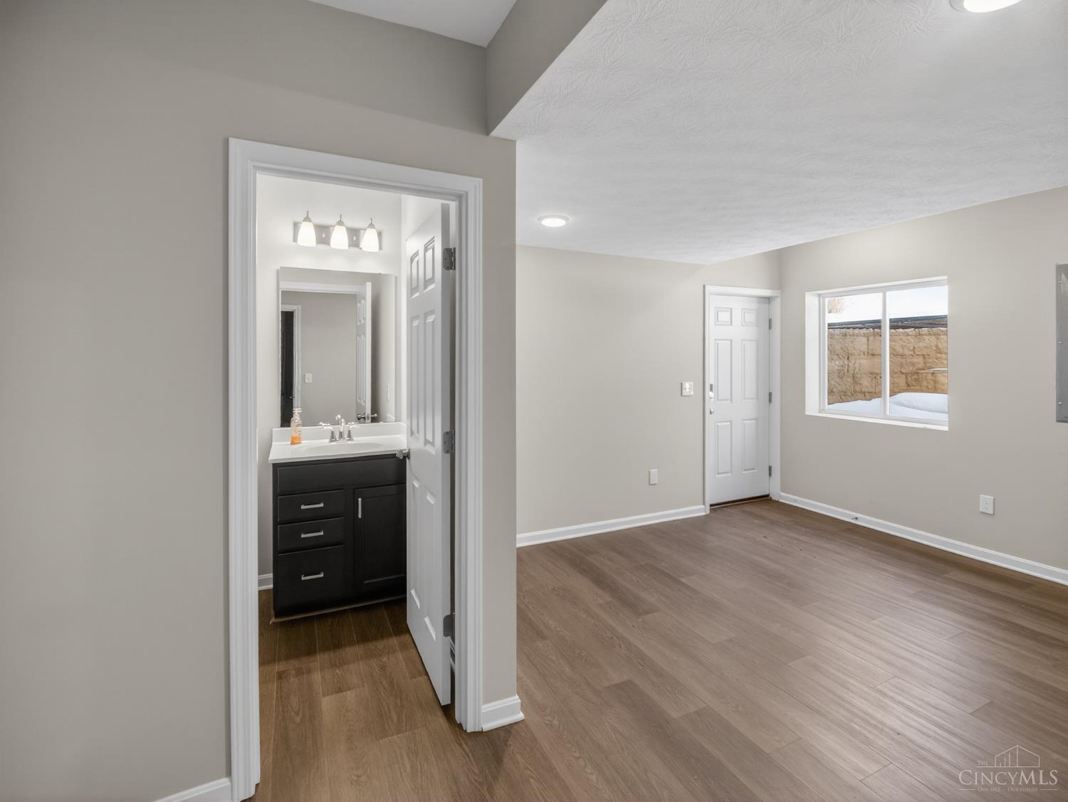 5467 Pacific Crest Lane