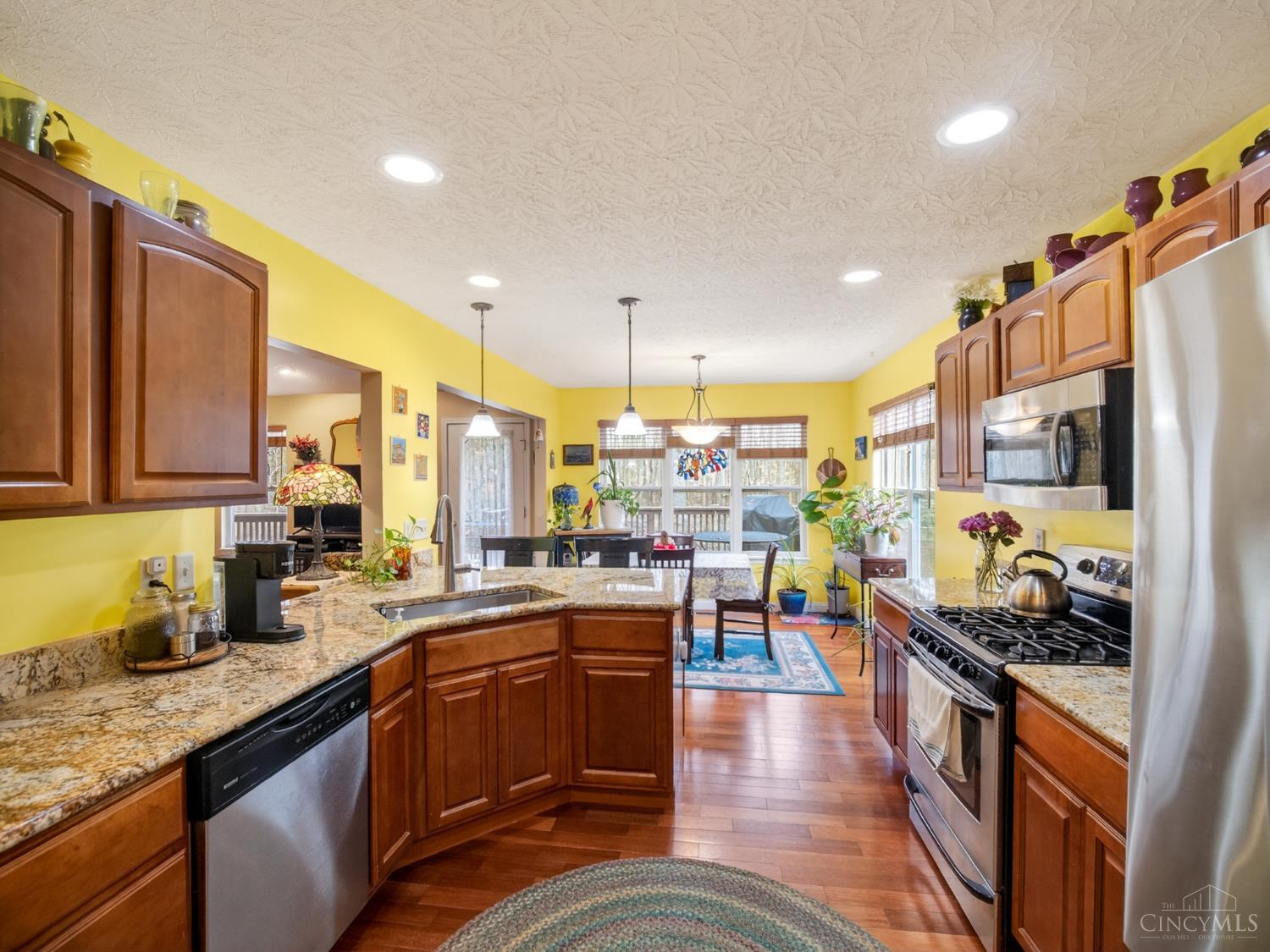 2018 Saint Nicholas Court