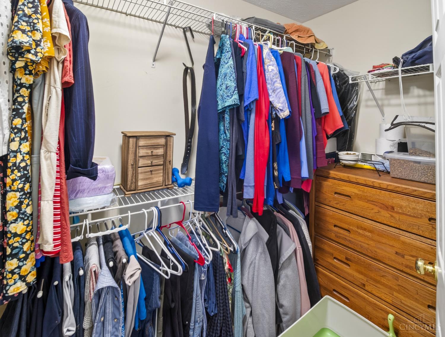 2018 Saint Nicholas Court