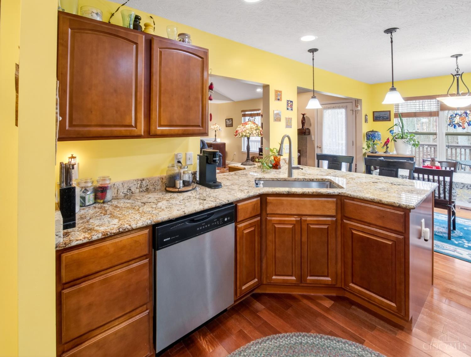 2018 Saint Nicholas Court