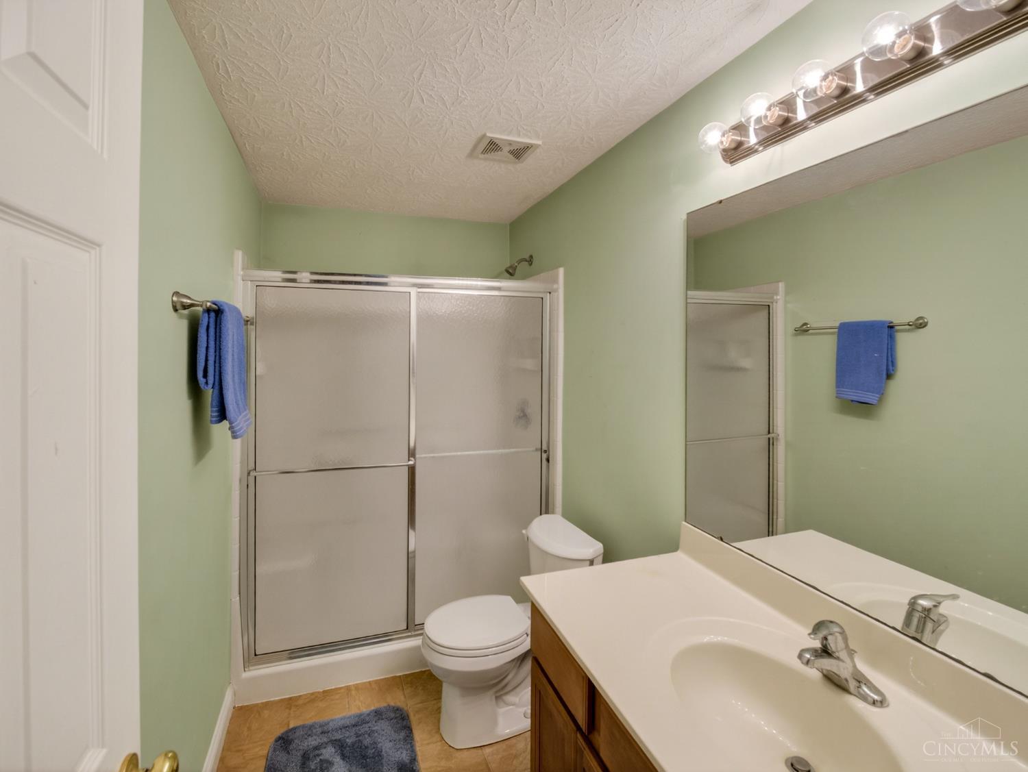 2018 Saint Nicholas Court