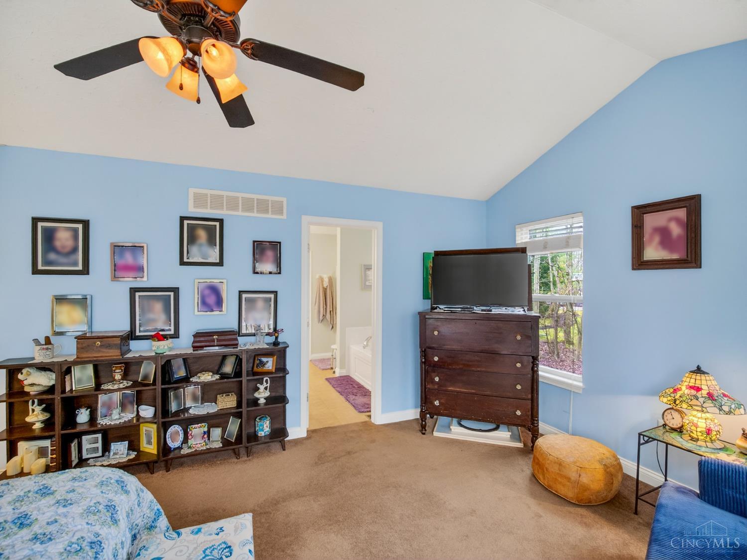 2018 Saint Nicholas Court