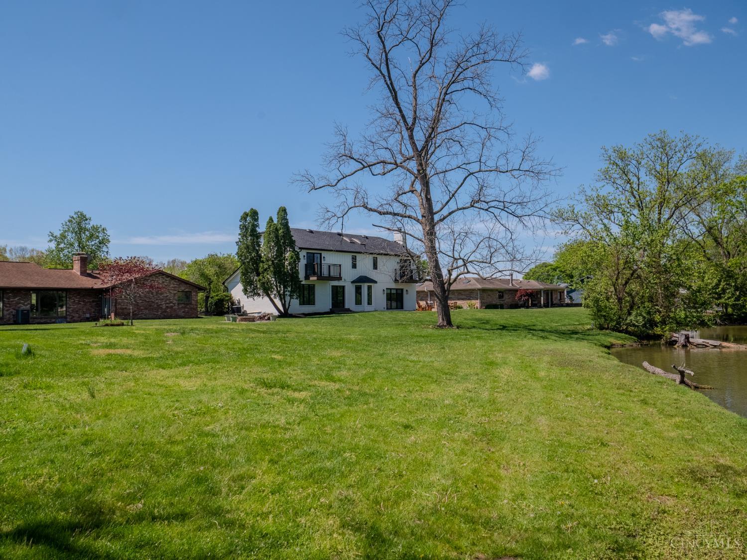 5382 Talltree Way