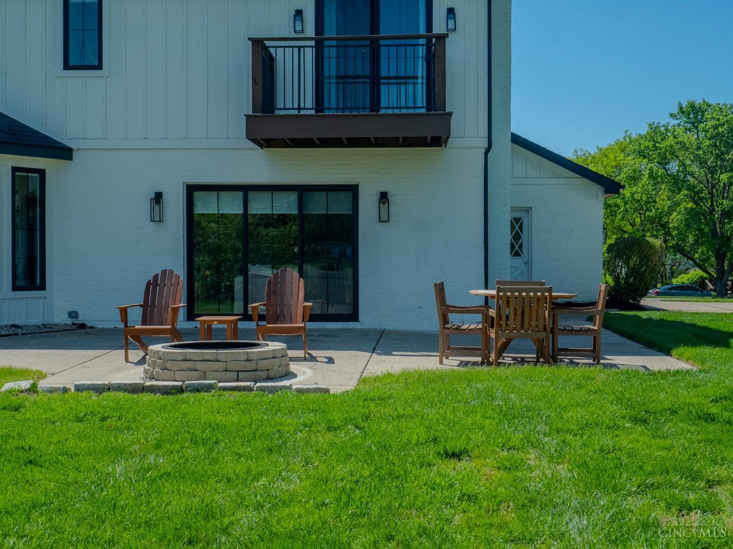 5382 Talltree Way