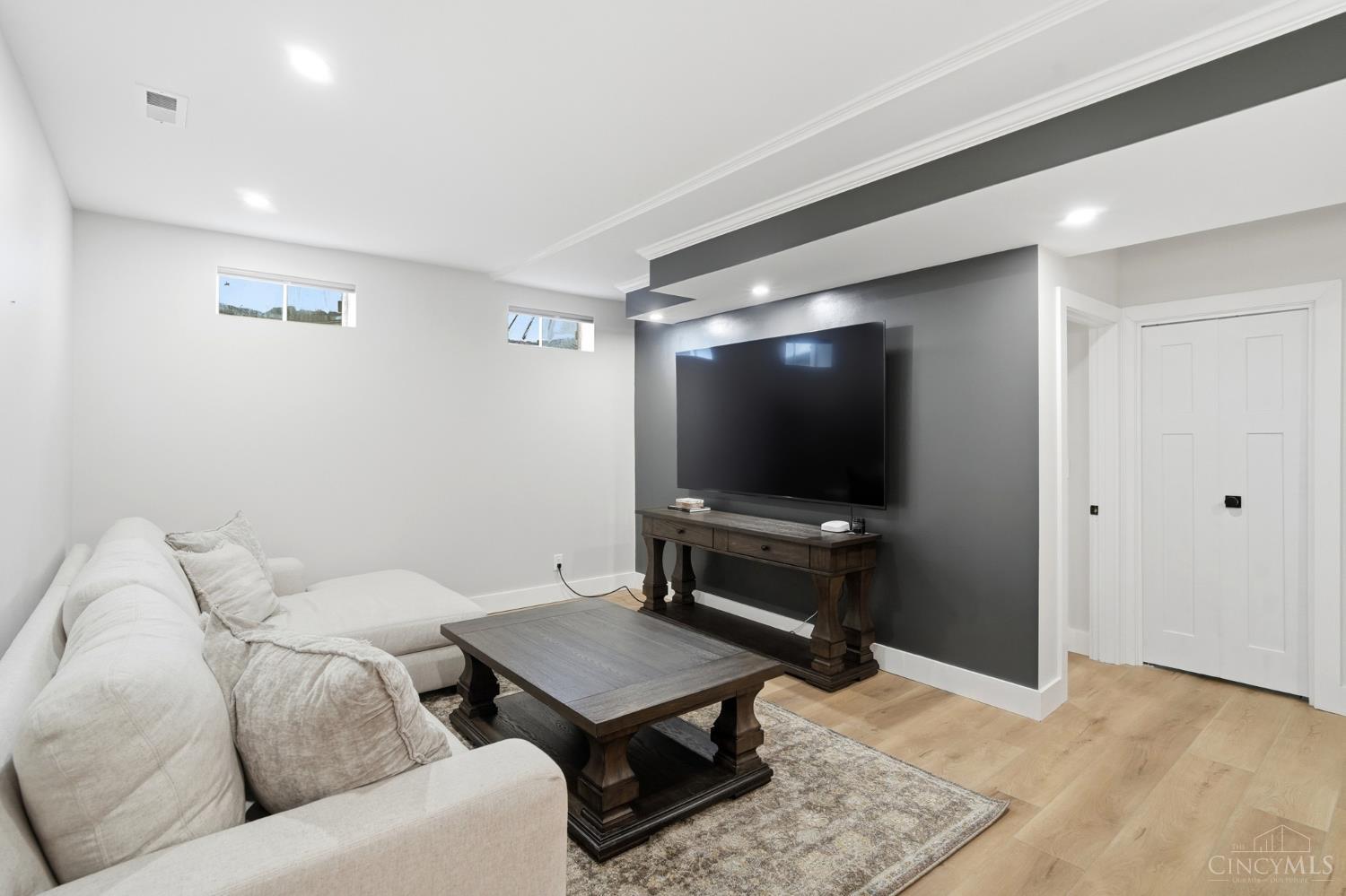 5382 Talltree Way