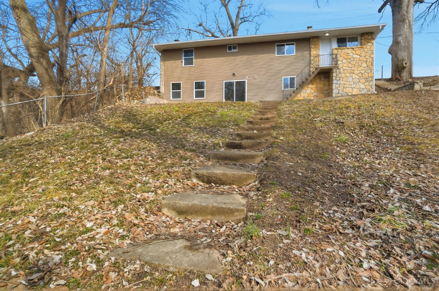3345 River Road