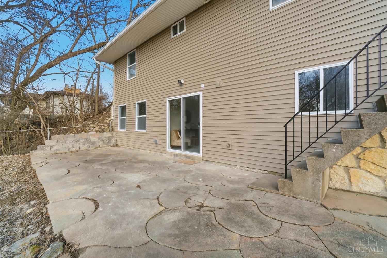 3345 River Road