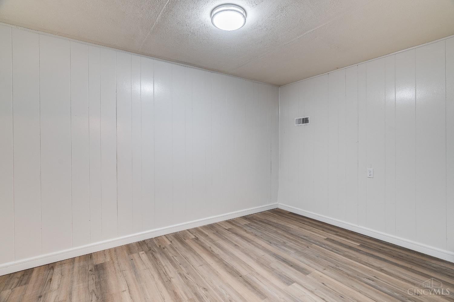 1453 Verdale Drive