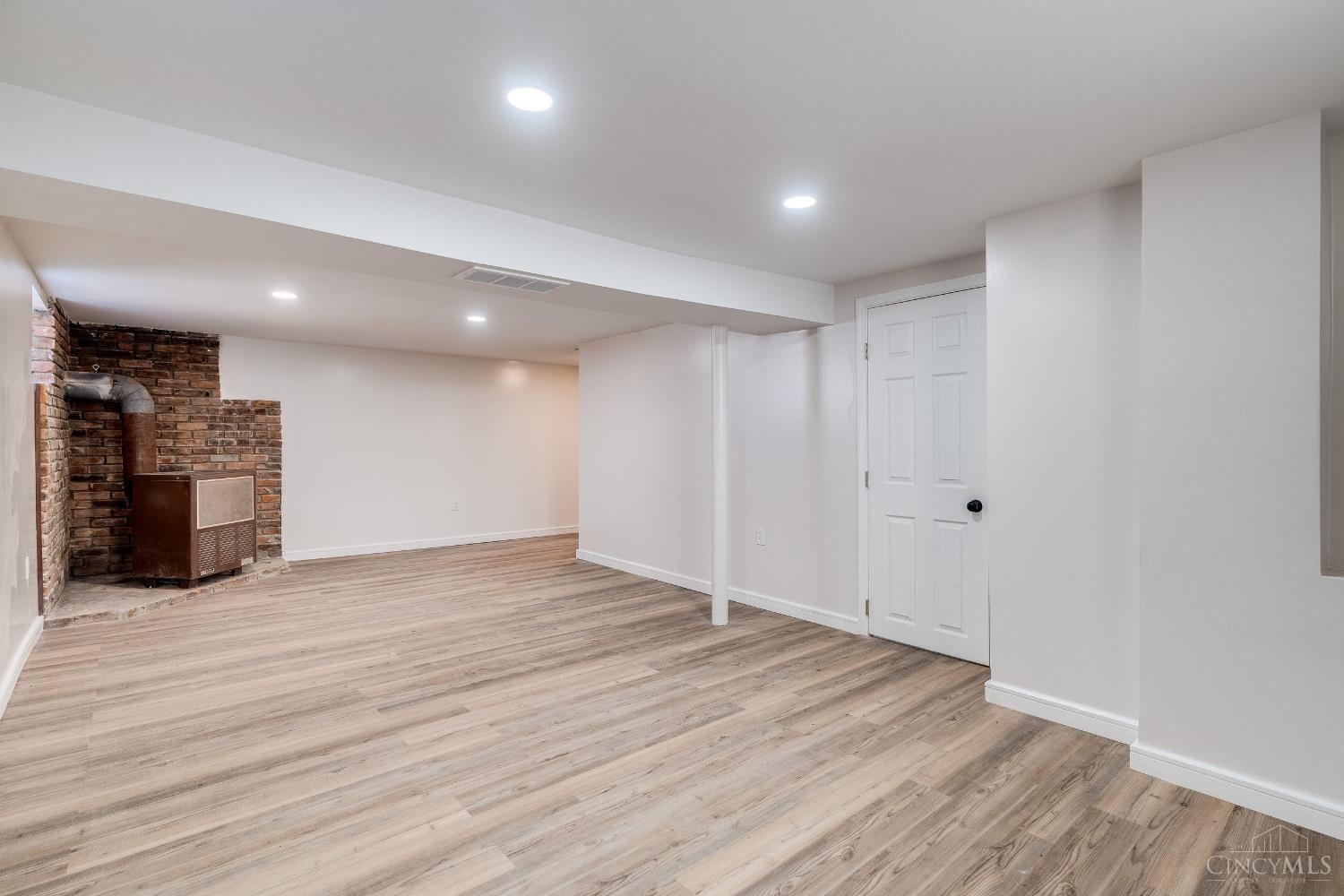 1453 Verdale Drive