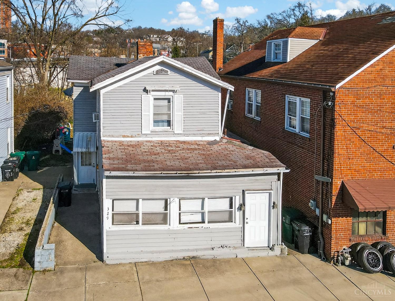 329 Stanley Avenue