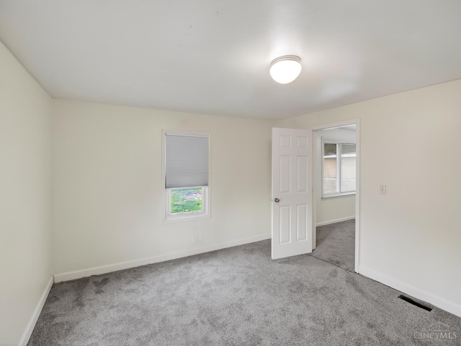 8371 S St Rt 48