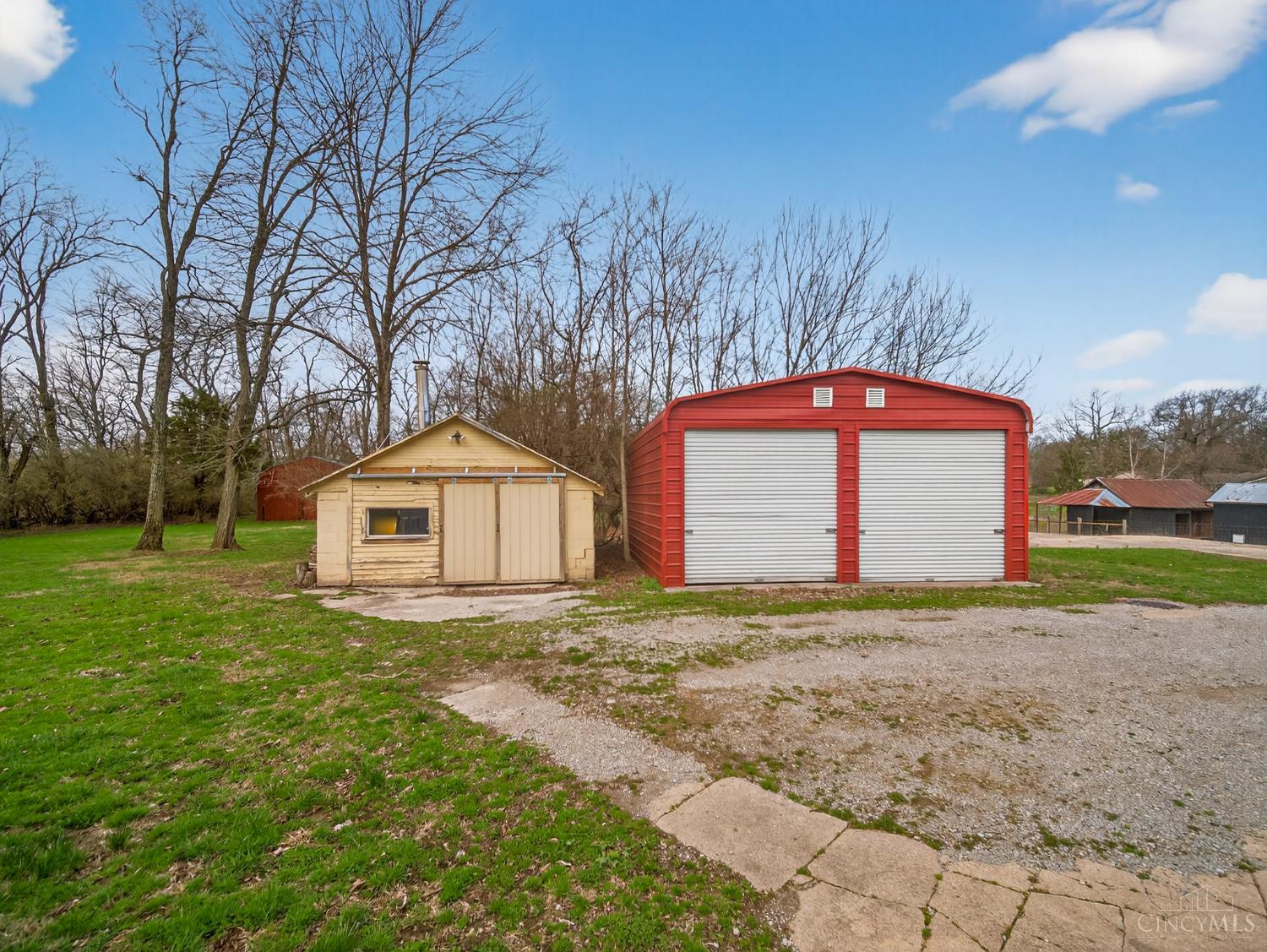 8371 S St Rt 48
