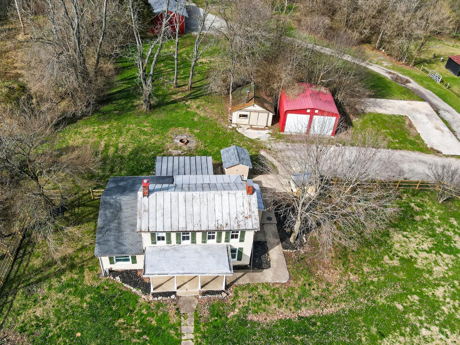 8371 S St Rt 48