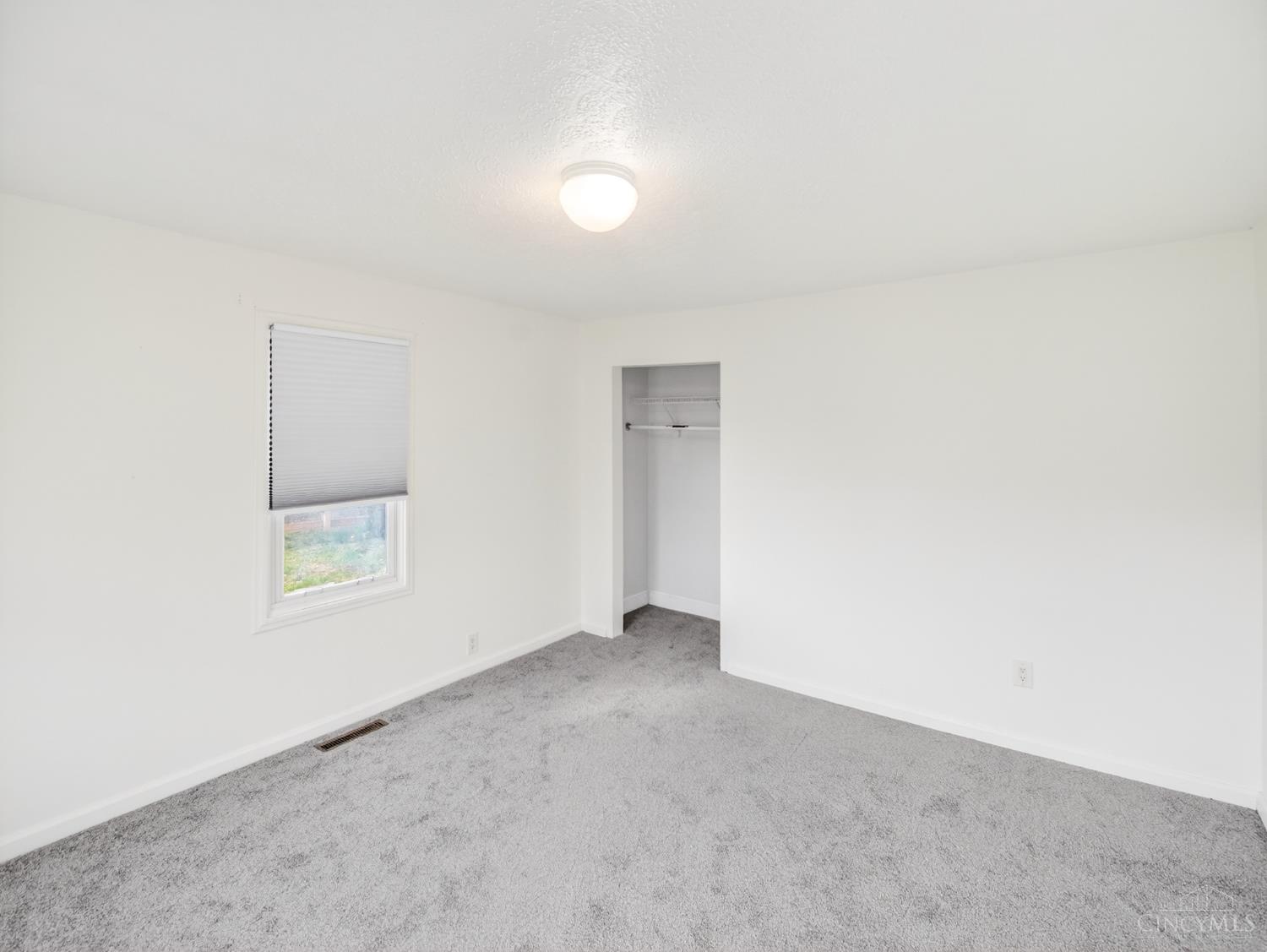 8371 S St Rt 48
