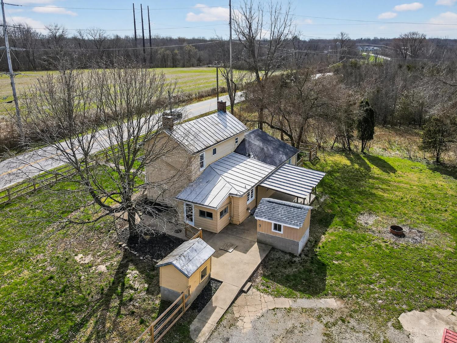 8371 S St Rt 48