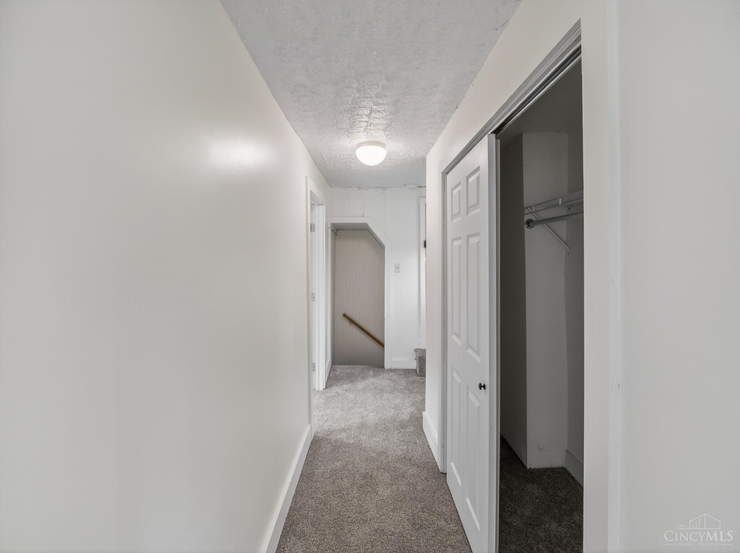 8371 S St Rt 48