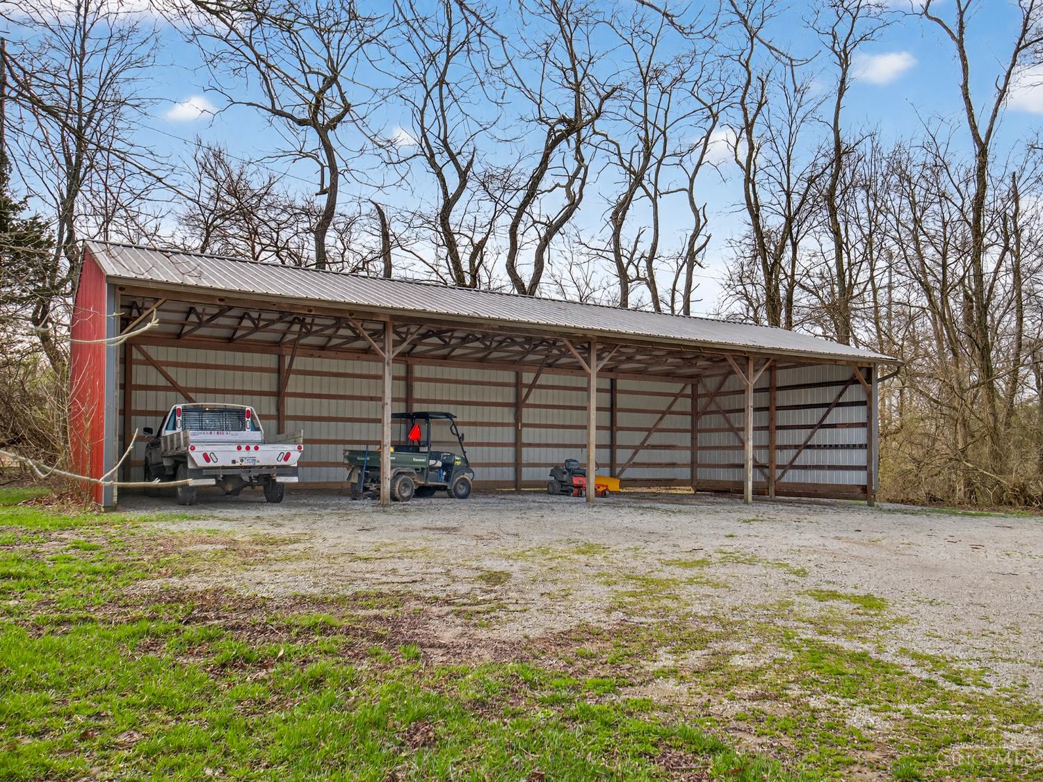 8371 S St Rt 48