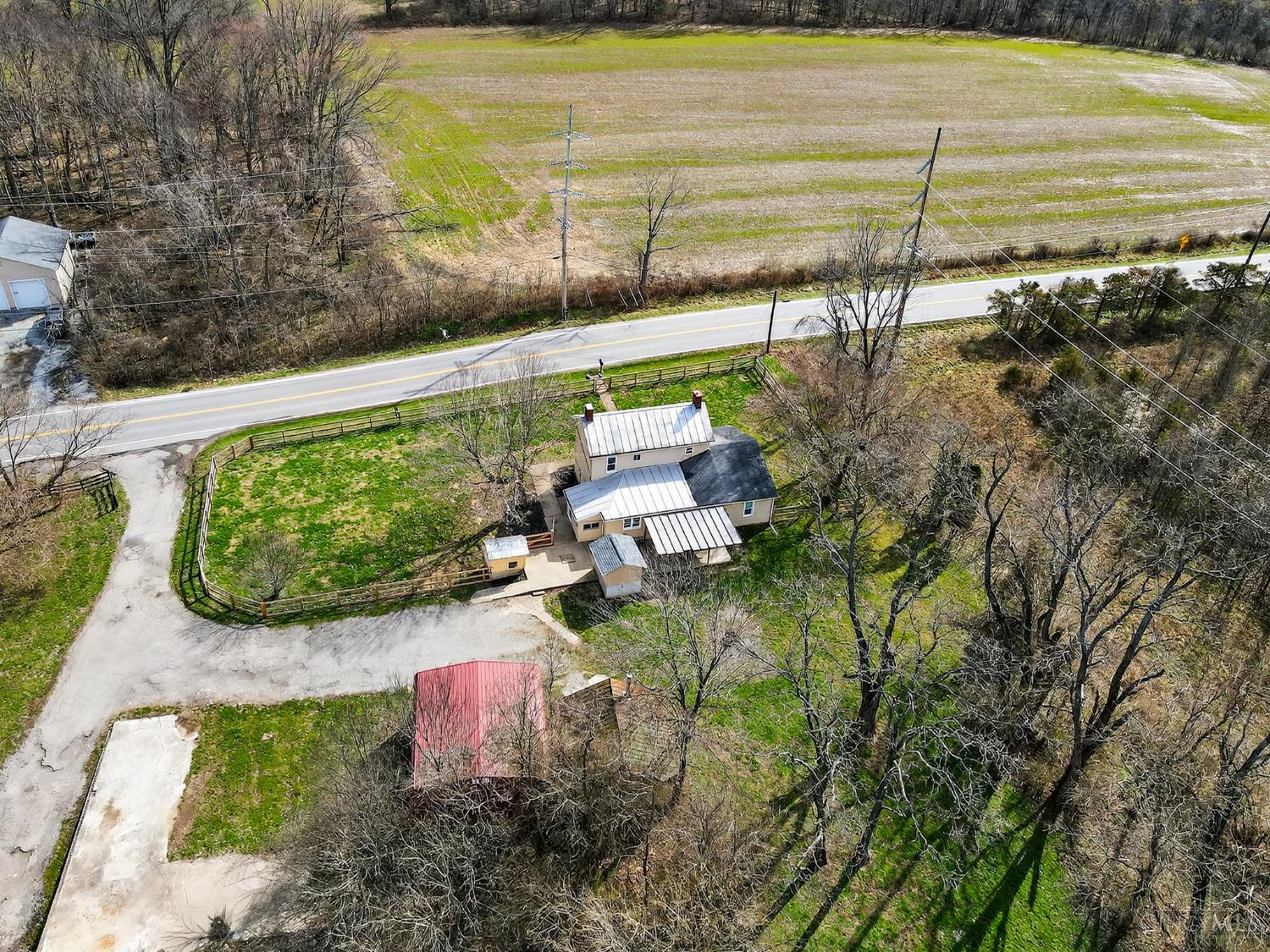 8371 S St Rt 48
