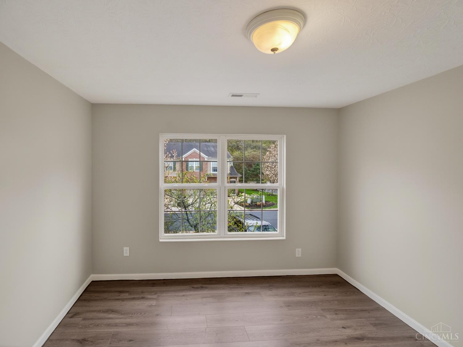 7260 English Drive 8-303