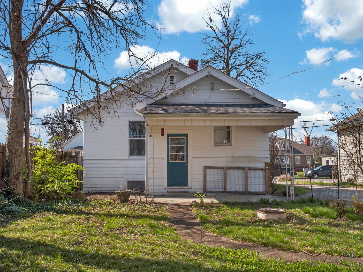 610 Hayes Avenue