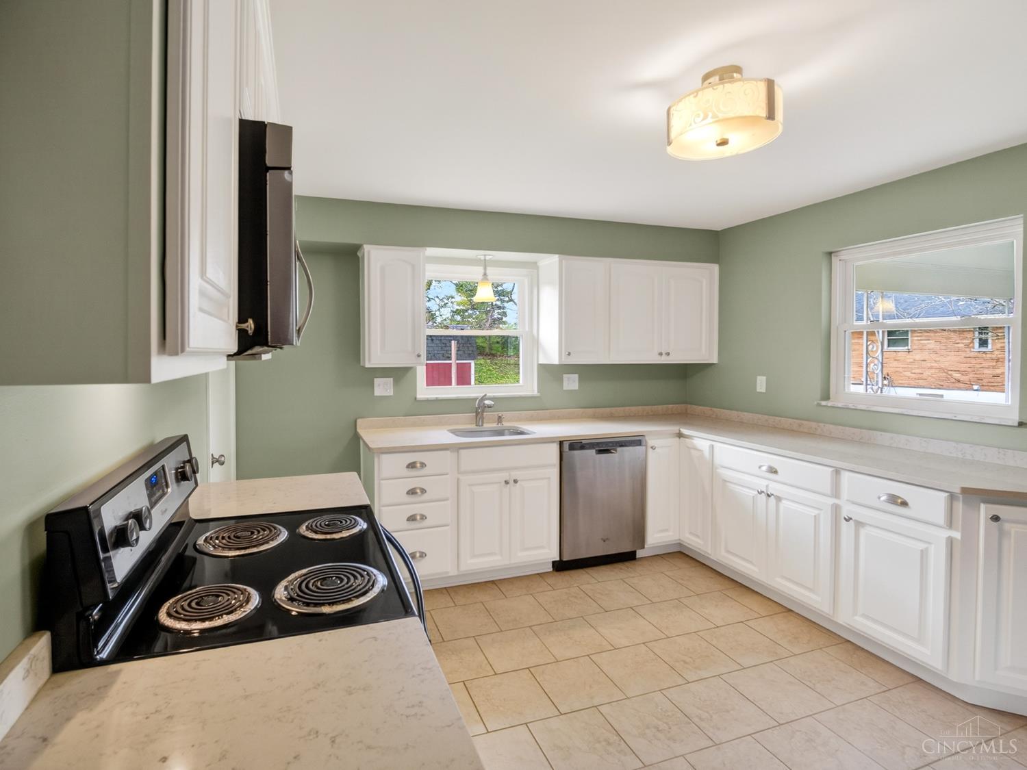 2667 Fairhill Drive