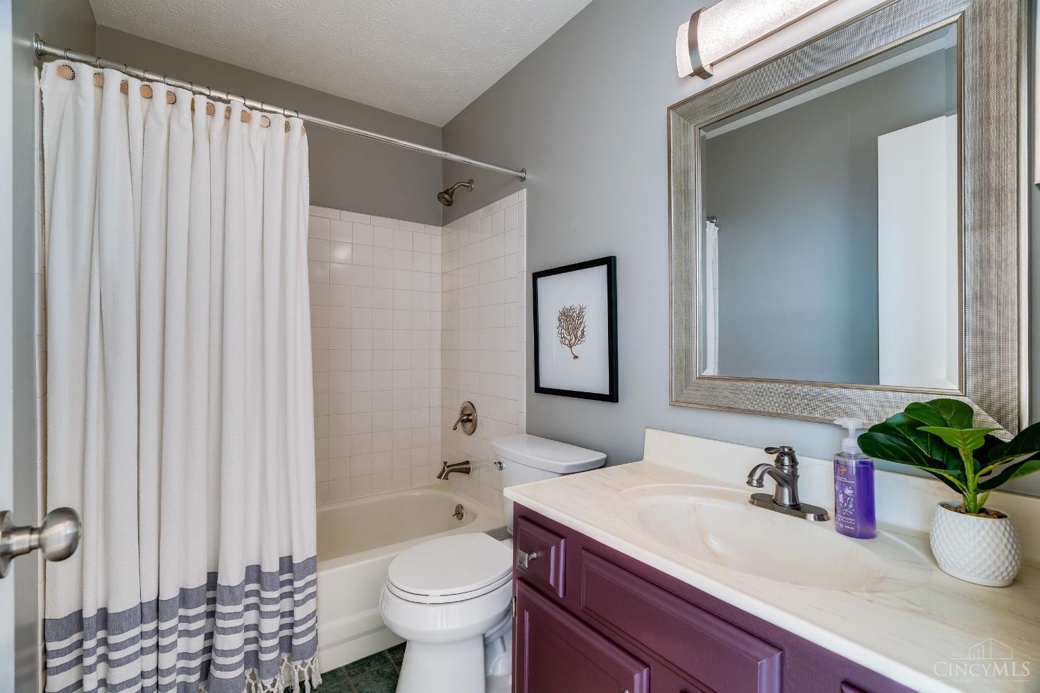 8945 Eagleview Drive Unit: 10