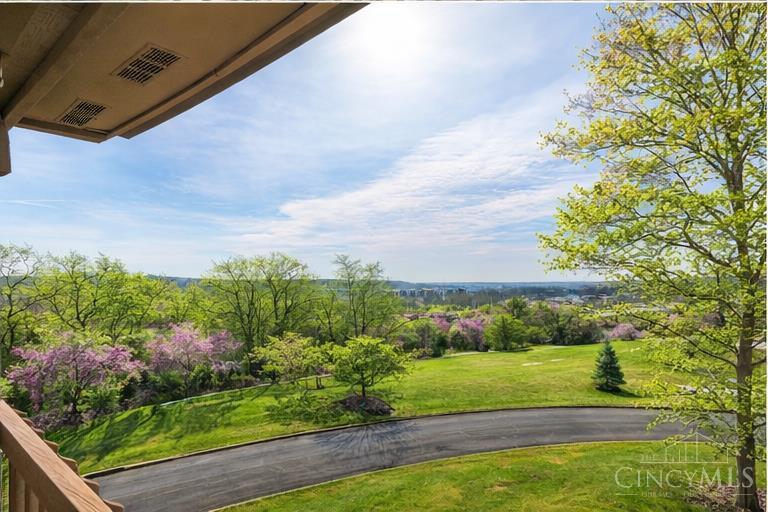 8945 Eagleview Drive Unit: 10