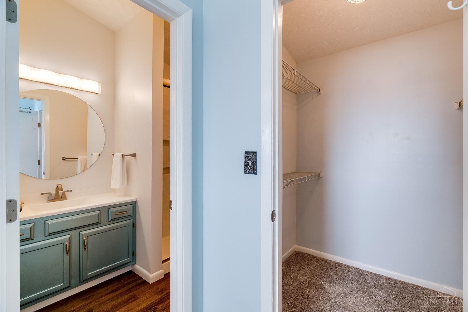 8945 Eagleview Drive Unit: 10