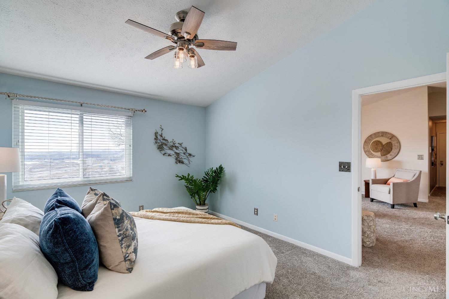 8945 Eagleview Drive Unit: 10