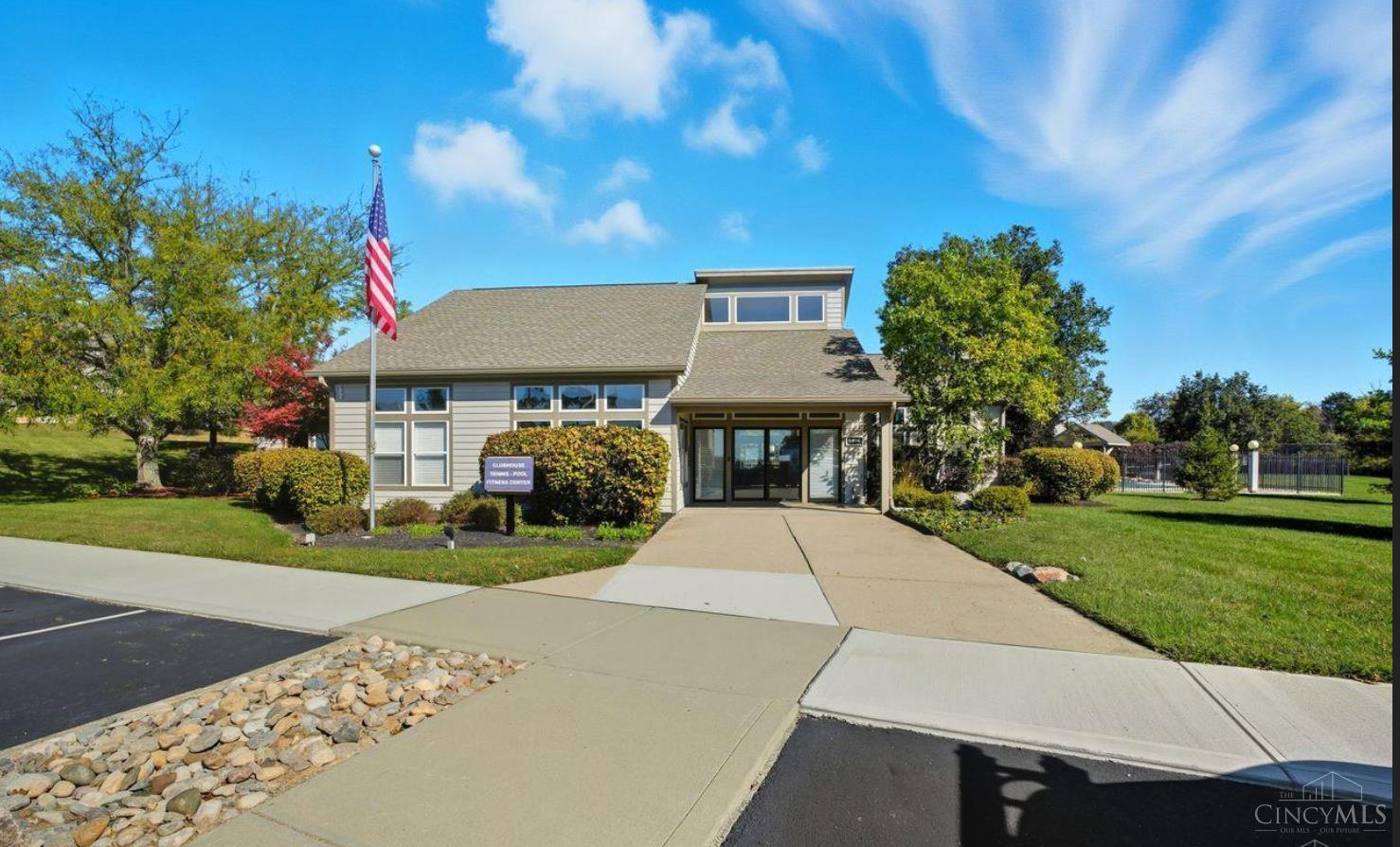 8945 Eagleview Drive Unit: 10