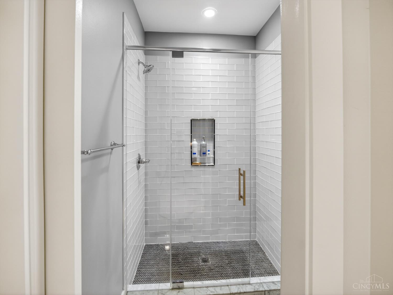 15 W 4th Street 504