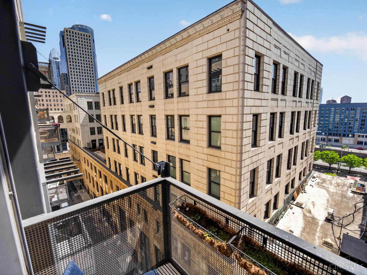 15 W 4th Street 504