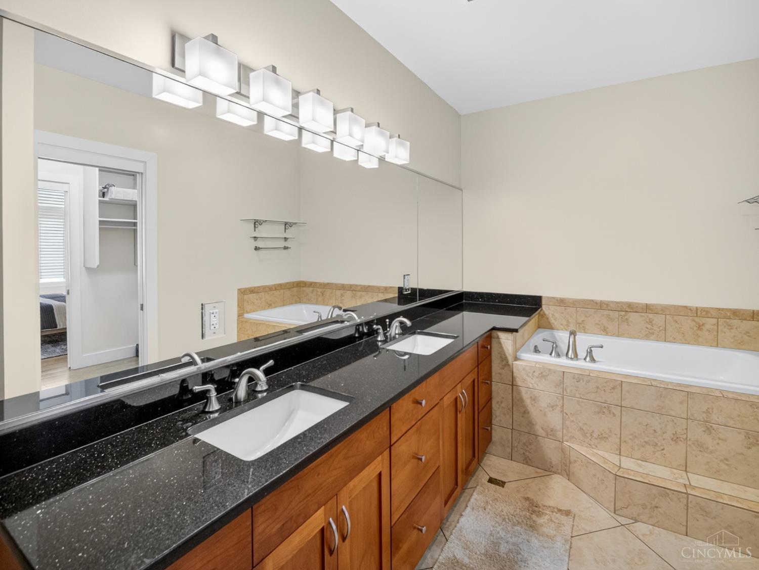 15 W 4th Street 504