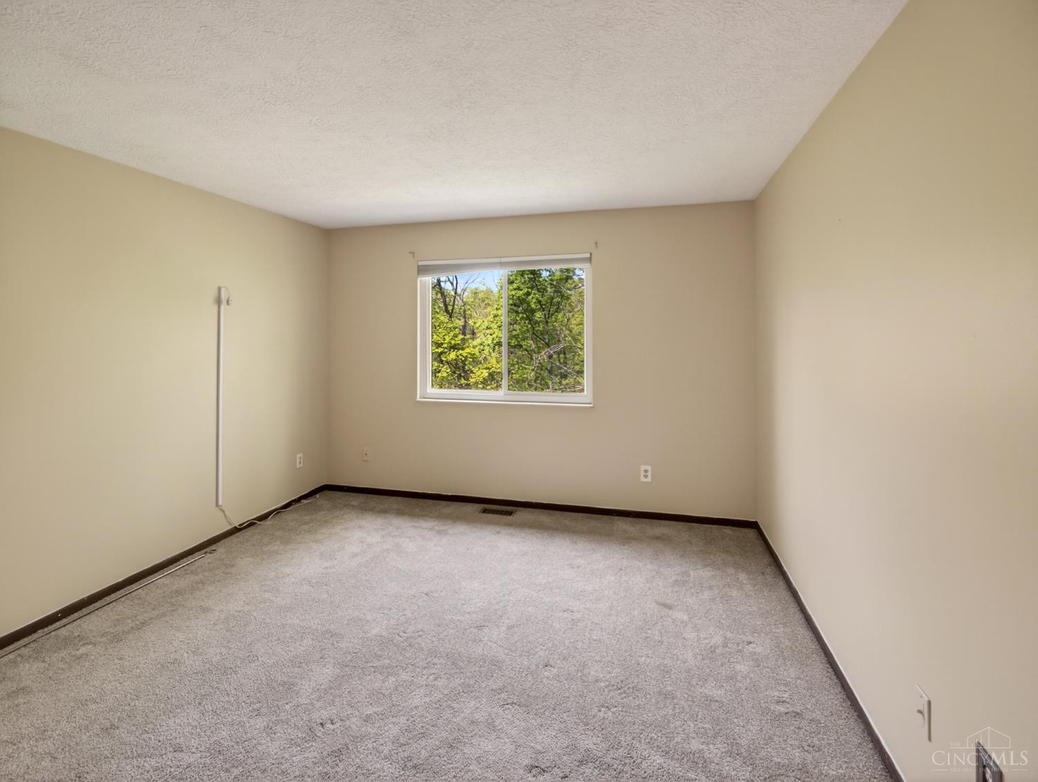 5265 Eaglesnest Drive