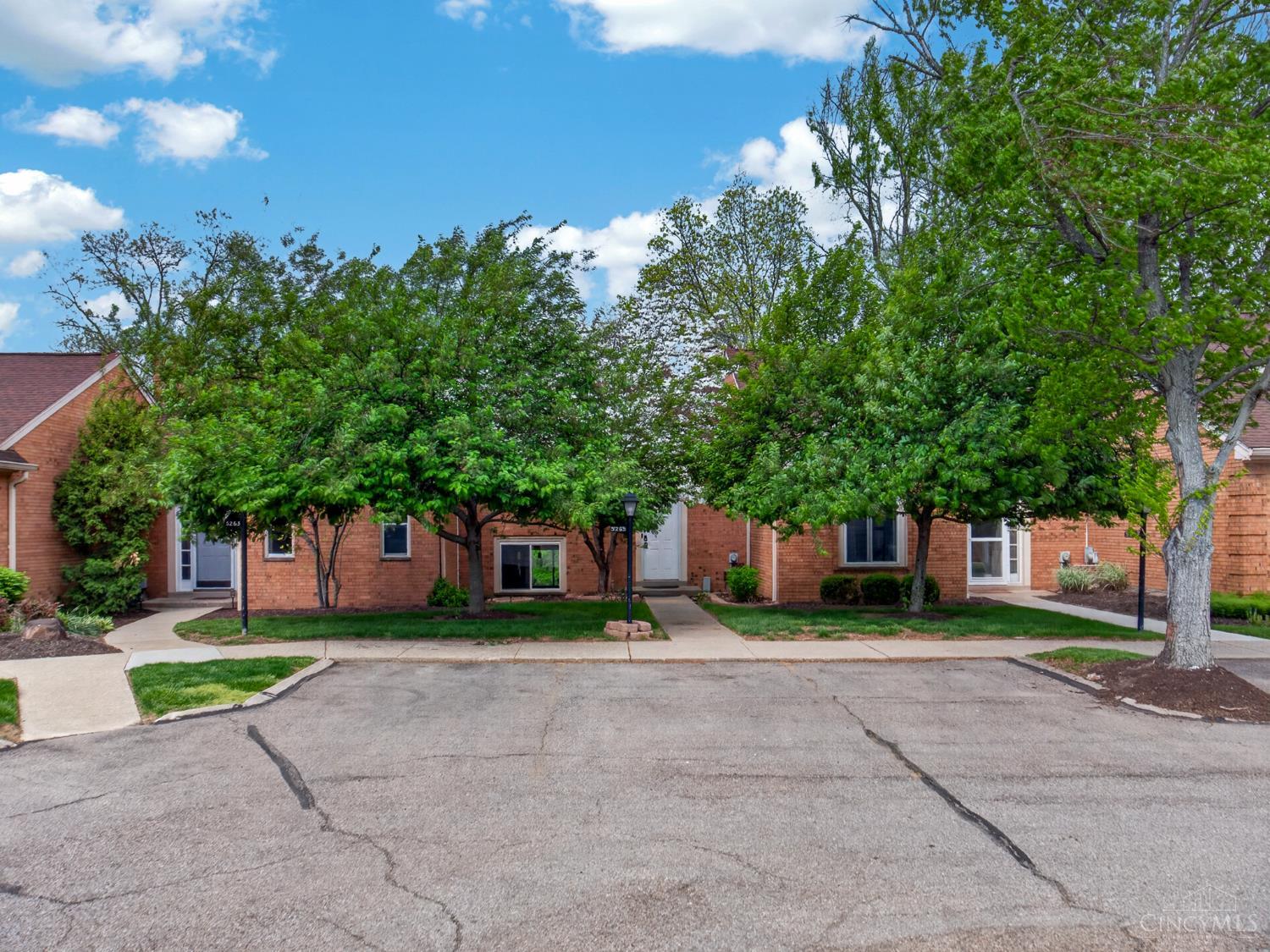 5265 Eaglesnest Drive