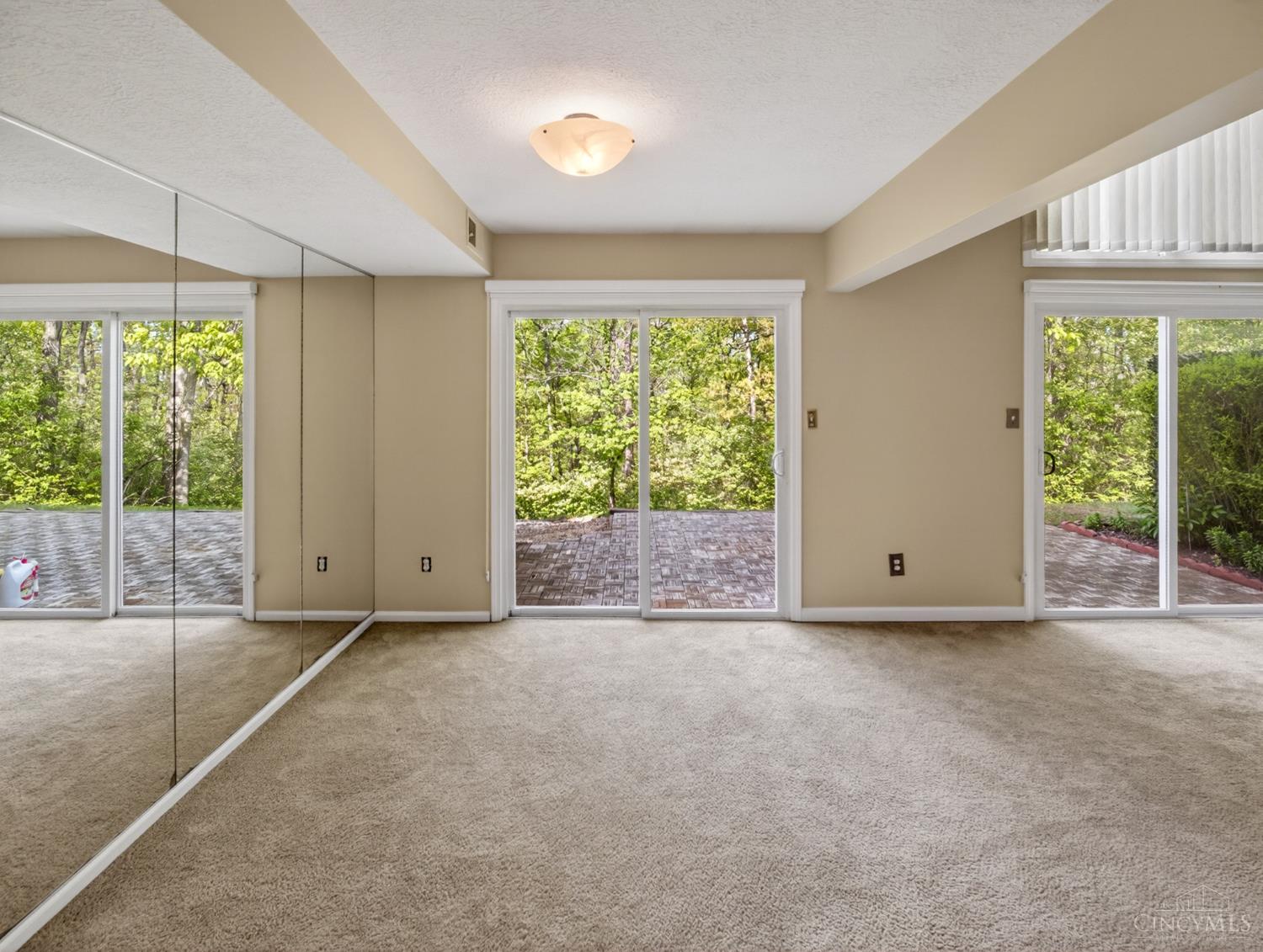 5265 Eaglesnest Drive