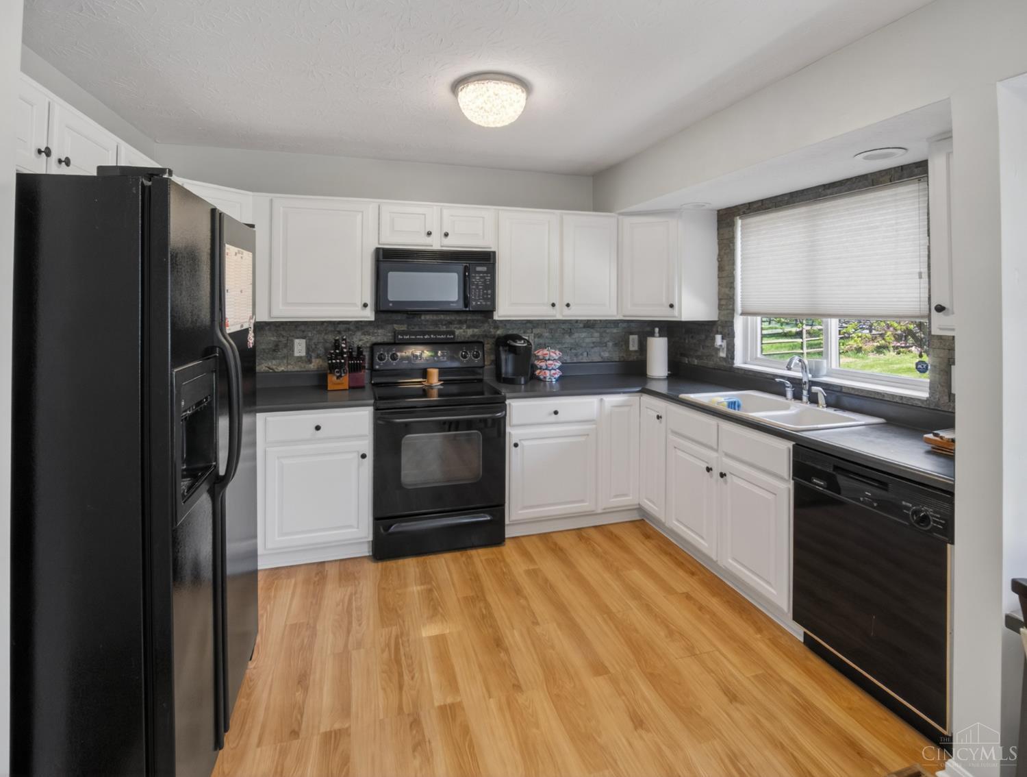 1195 Parkside Drive