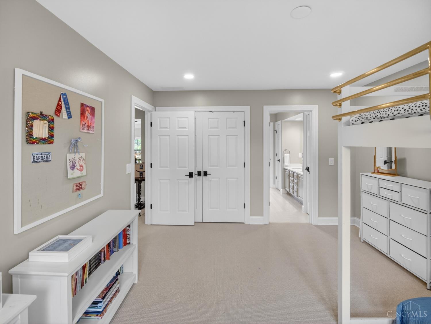 5090 Rollman Estates Drive