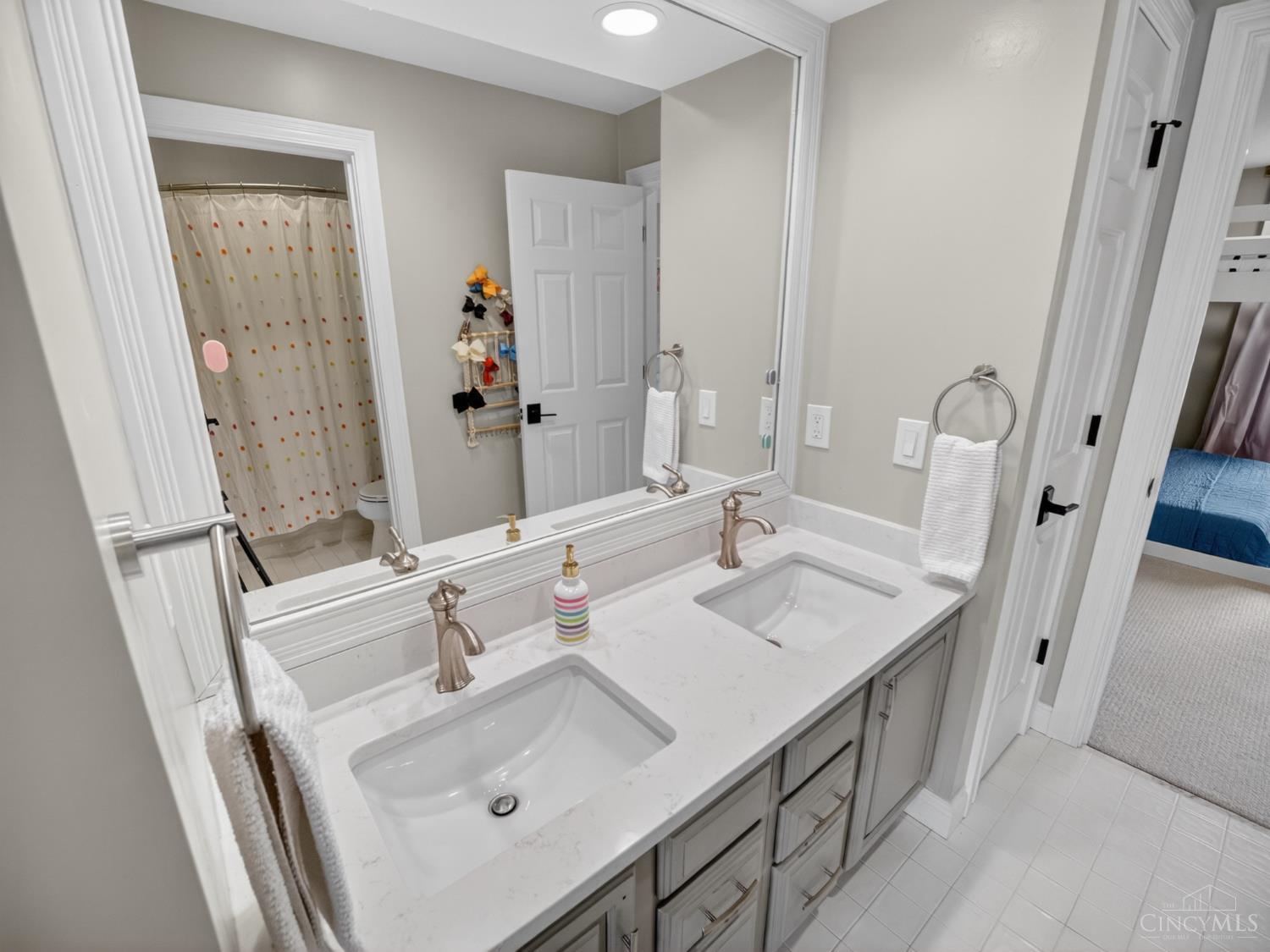 5090 Rollman Estates Drive