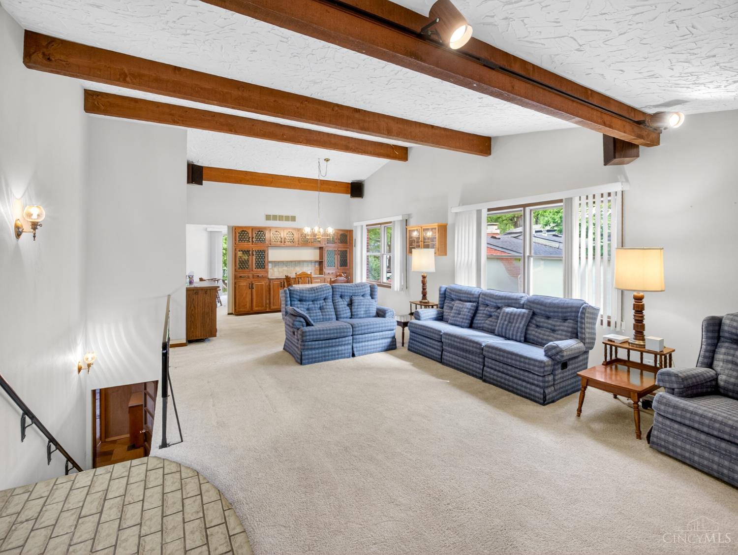 5 Jewel Lane