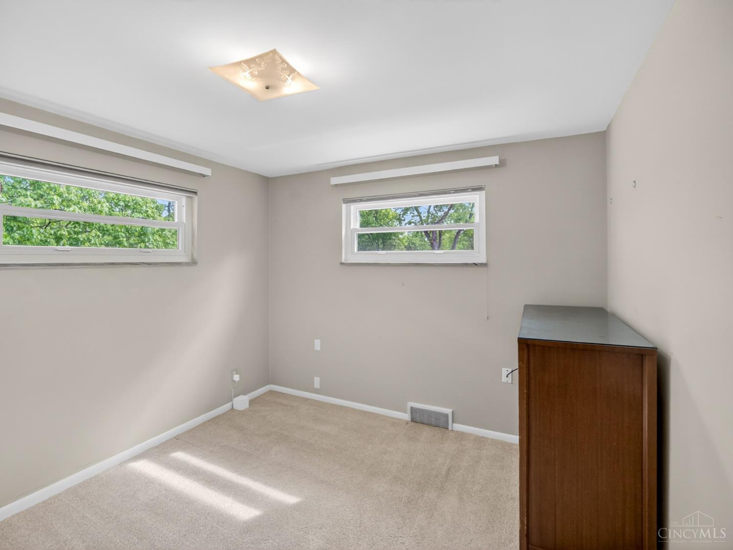 5 Jewel Lane