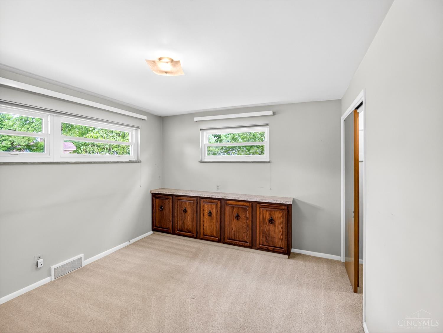 5 Jewel Lane