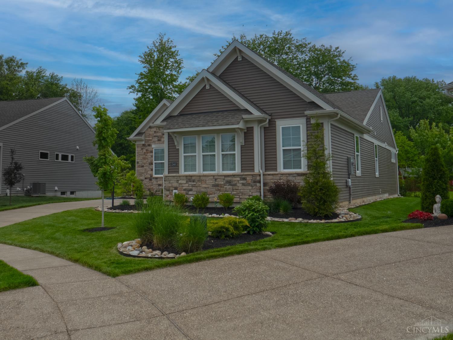 1544 Wexler Court