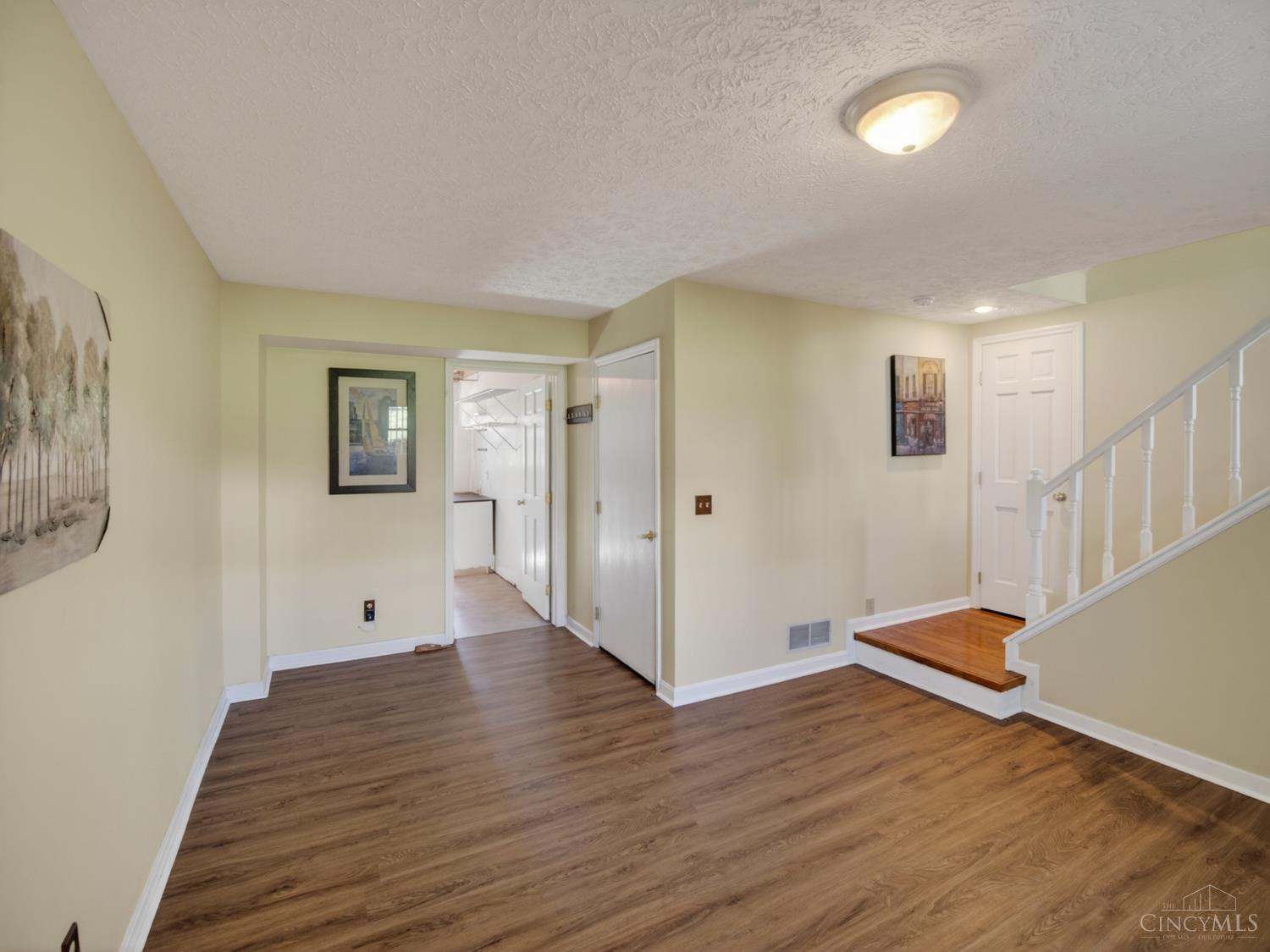 9 Fairgreen Circle 9