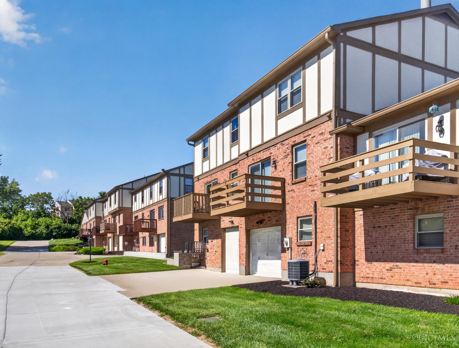 9 Fairgreen Circle 9