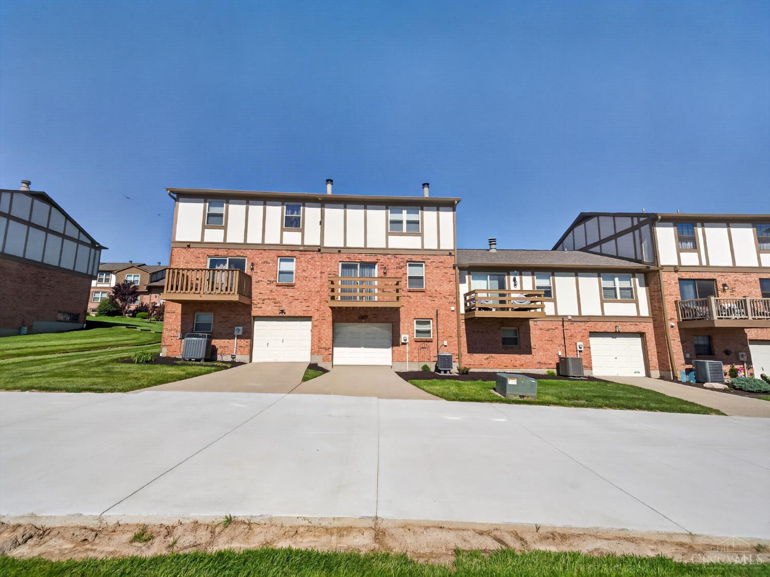 9 Fairgreen Circle 9