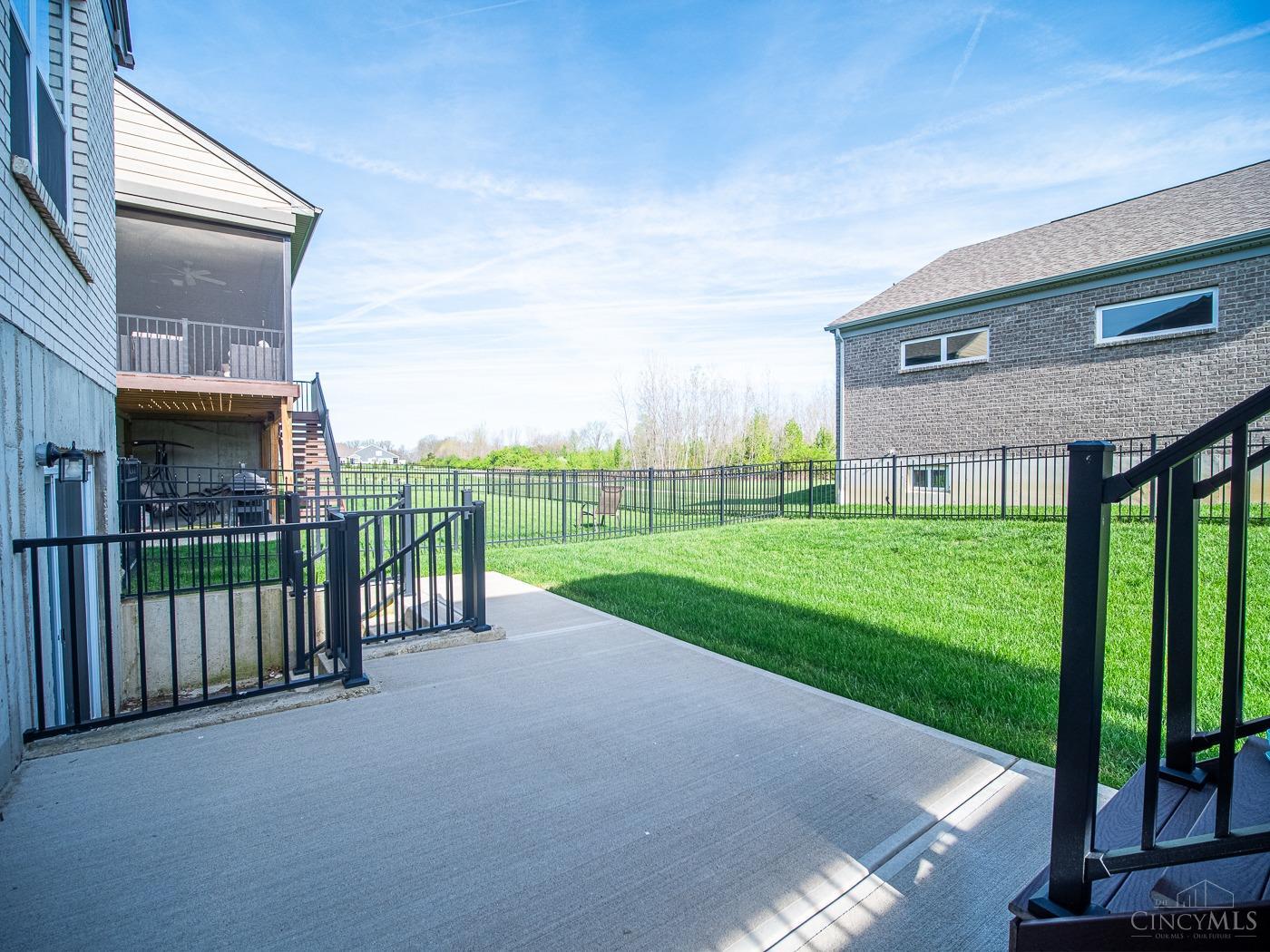 10015 Washington Glen Drive