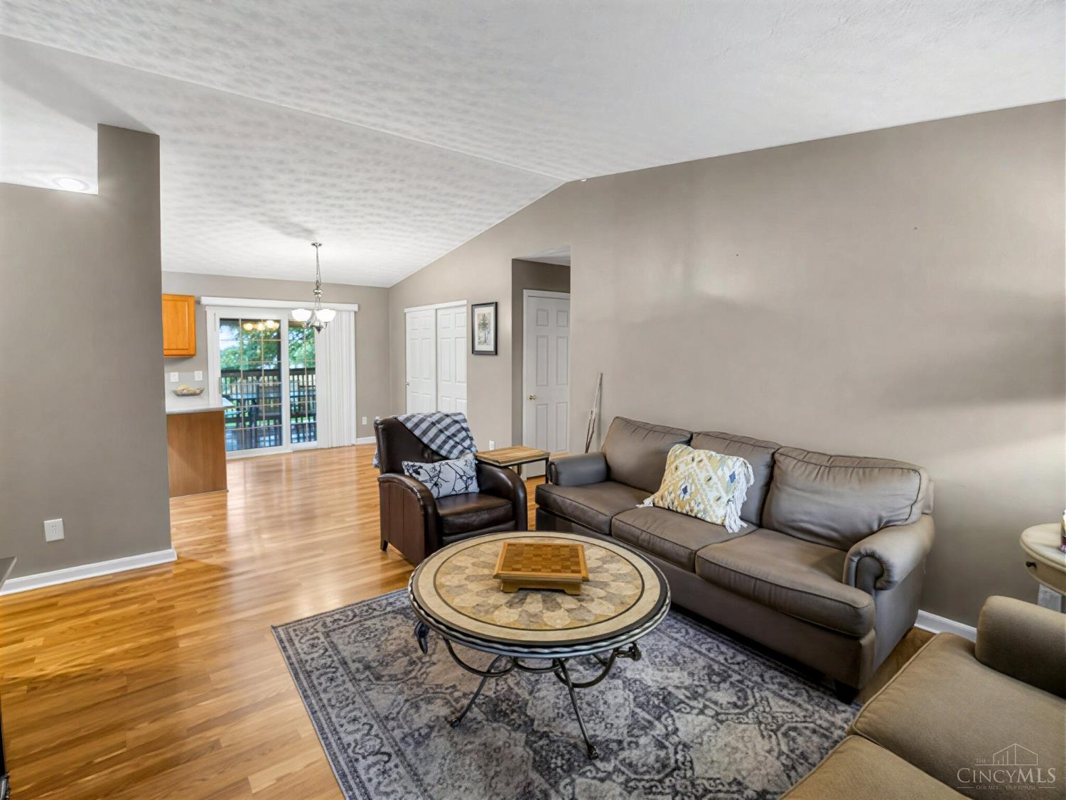 5209 Woodtop Drive