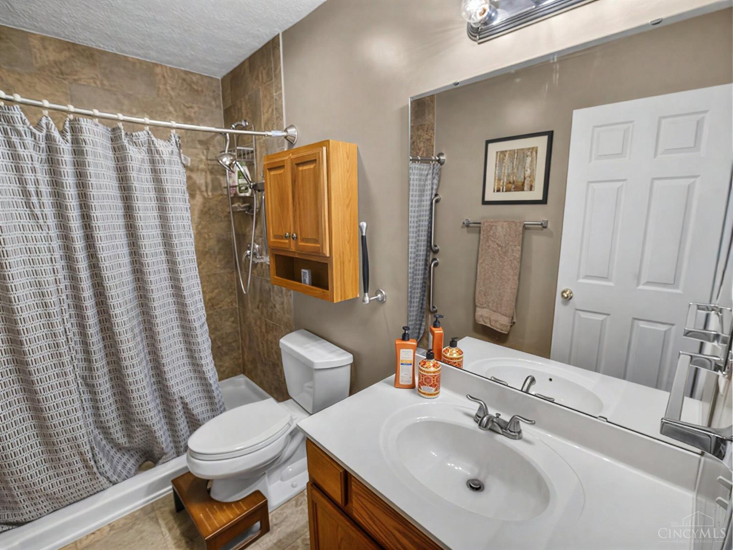 5209 Woodtop Drive