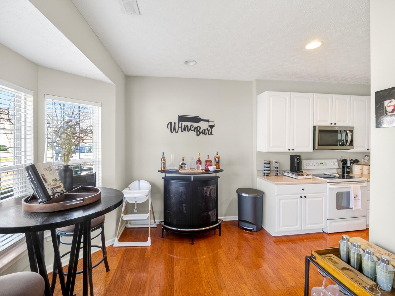 3490 Miljoie Drive